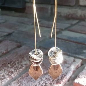 Really CUTE dangle leaf NATURE earrings minimal